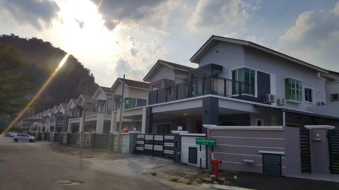 Ipoh Easteden Homestay Esterno foto