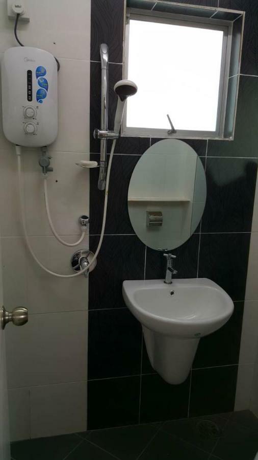 Ipoh Easteden Homestay Esterno foto