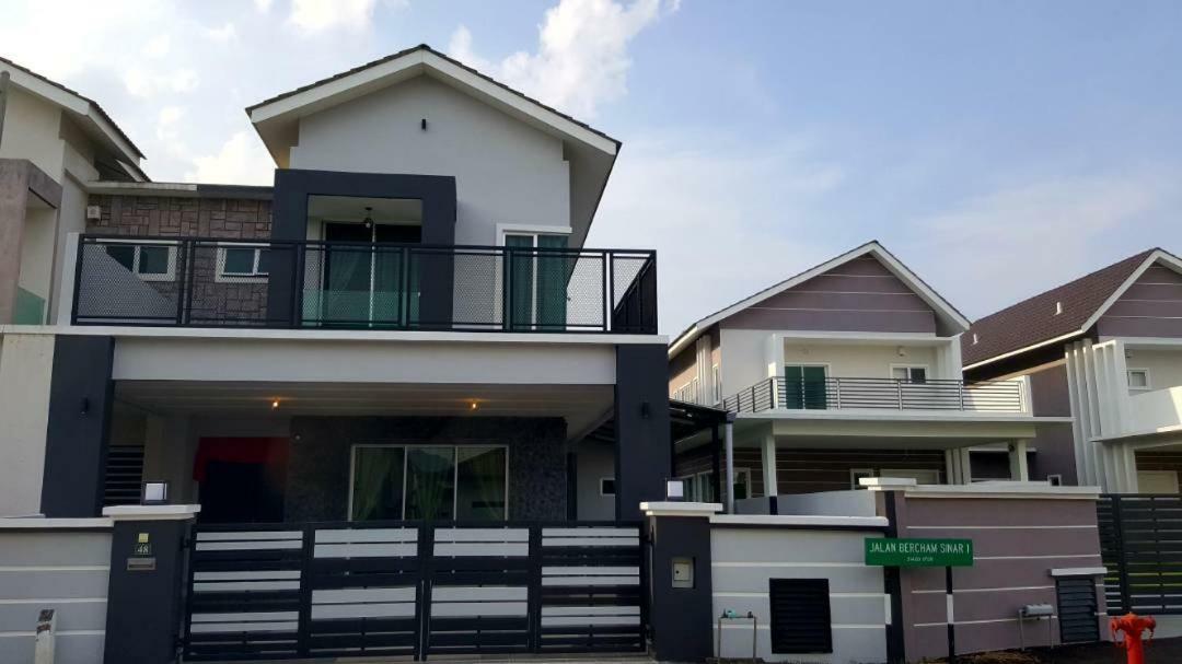 Ipoh Easteden Homestay Esterno foto